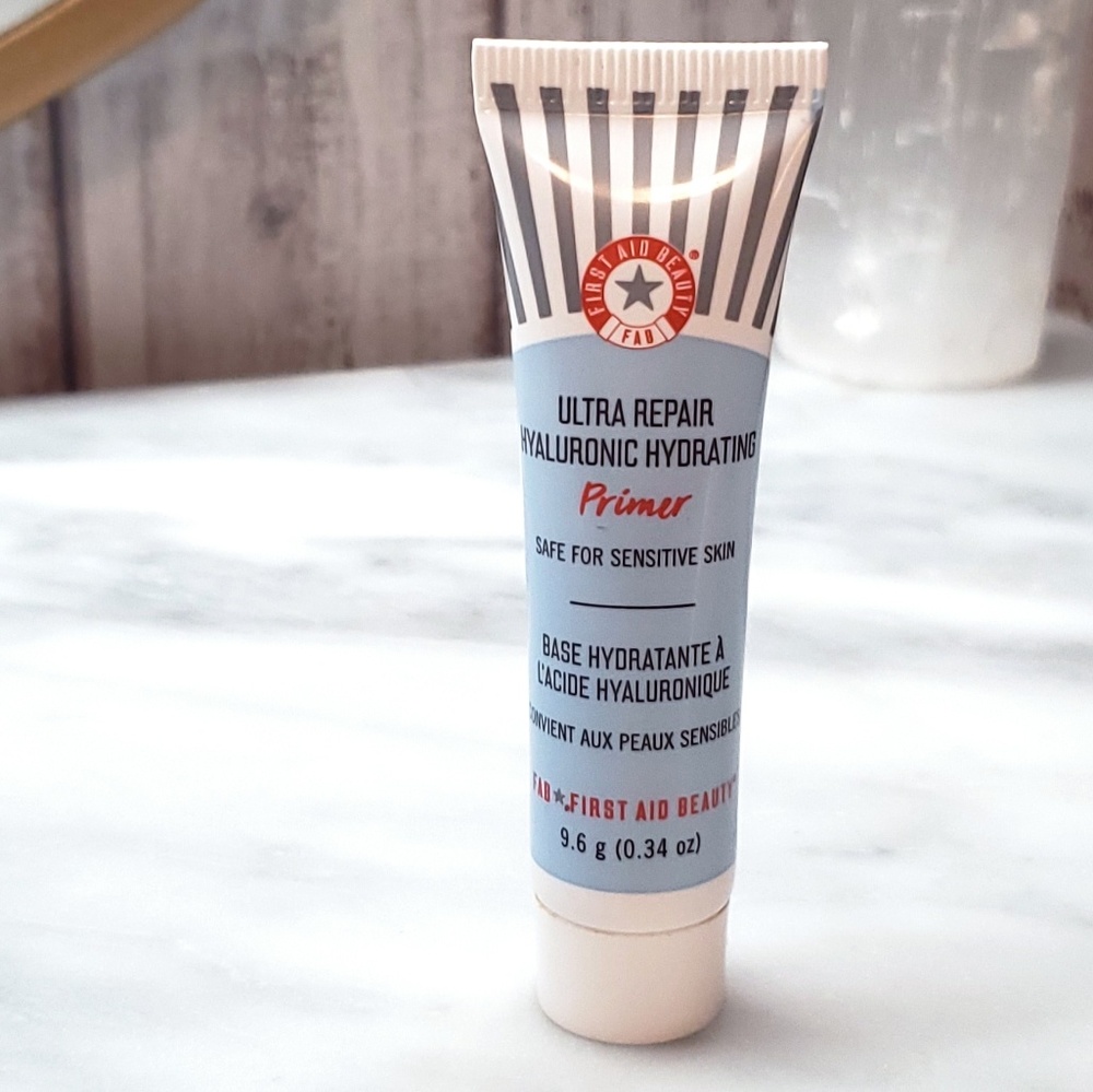 First Aid Beauty Hyaluronic Hydrating Primer